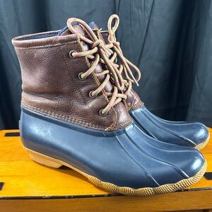 Sperry Brown Winter Boots with Pink Accents